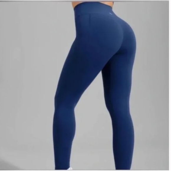 BUFFBUNNY Nubre Rosa Side Pocket Leggings Dark Blue BRAND NEW Size Small - Picture 4 of 12